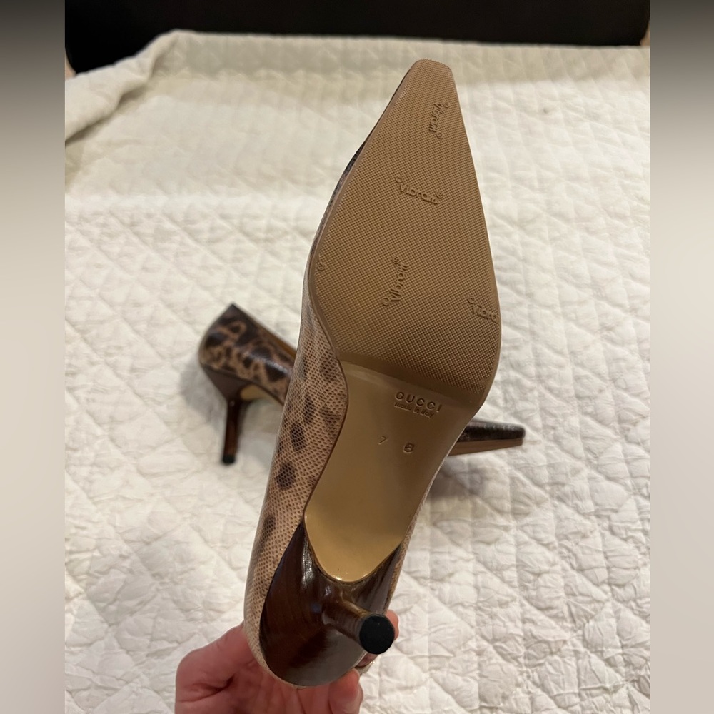 Vintage Gucci heel